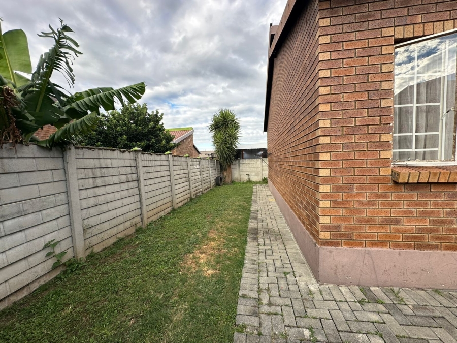 3 Bedroom Property for Sale in Waterkloof East North West